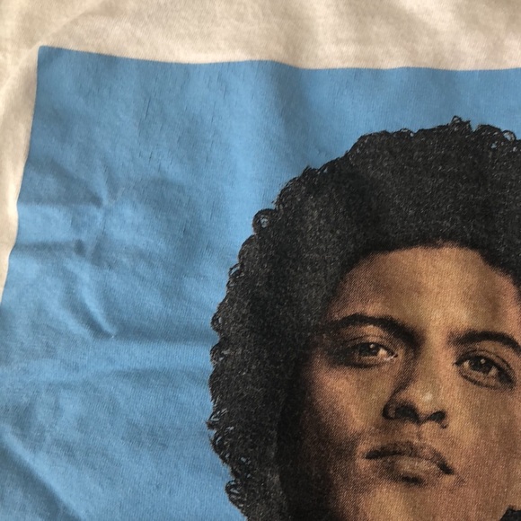 Bruno Mars 24K MAGIC WORLD TOUR Mens S/S Concert t-Shirt Size M - Picture 5 of 5